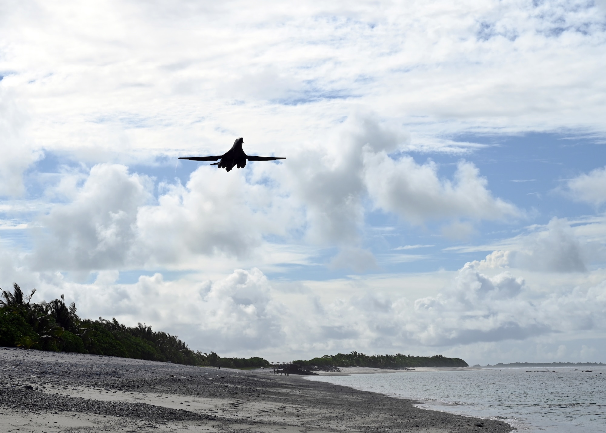 Photo of a B-1B Lancer in flight