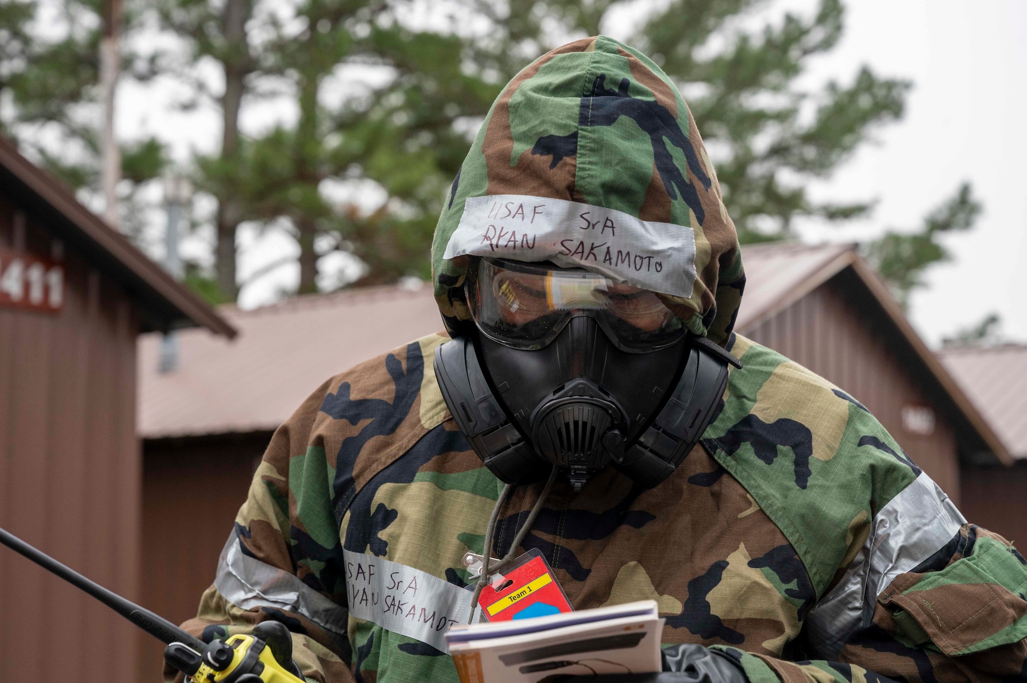 An Airmen conducts a PAR sweep during a ROCKI exercise.