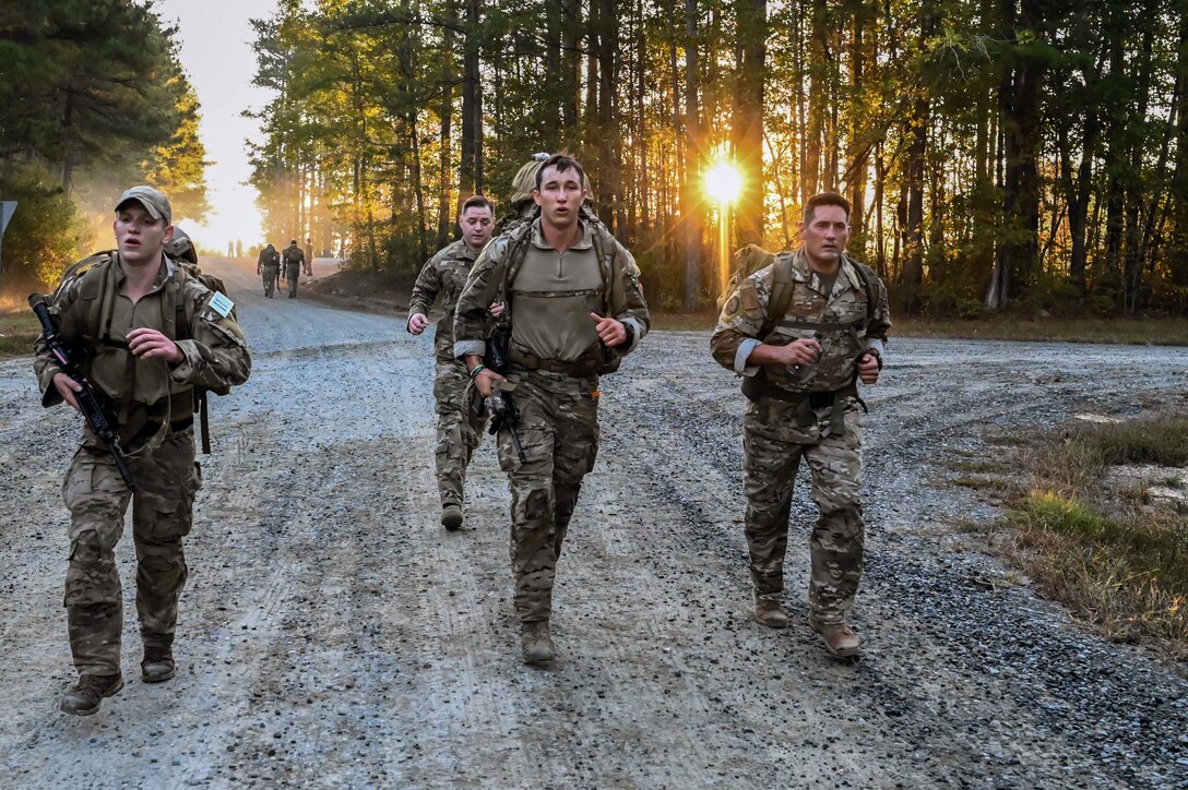 Tactical air control party Airmen running