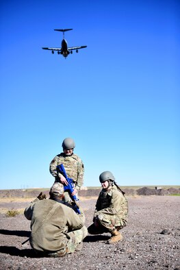 Air Force Master Sergeant briefs Airmen.