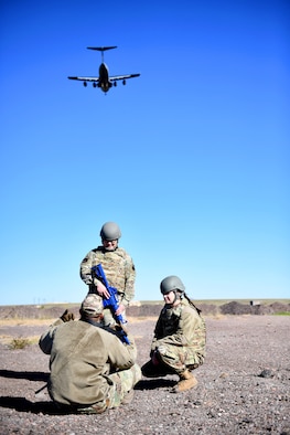 Air Force Master Sergeant briefs Airmen.