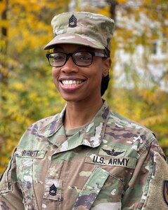 Army Sgt. 1st Class Samara Burnett, the 405th Army Field Support Brigade’s operations directorate noncommissioned officer in charge, was selected as the U.S. Army Sustainment Command’s Employee of the Quarter for the fourth quarter of fiscal year 2021.