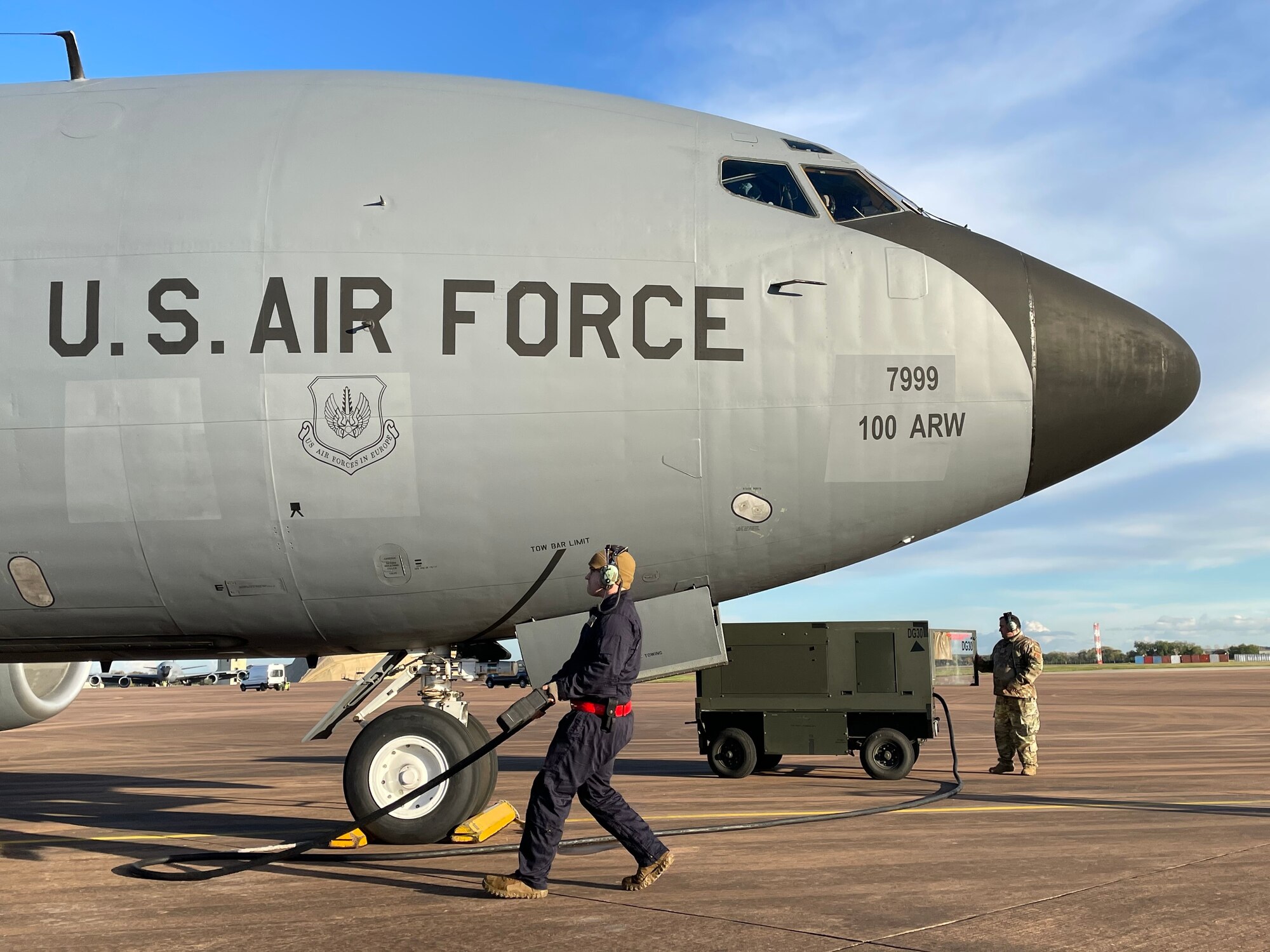 U.S. Air Force Senior Airman Evin Pryga, 100th Aircraft Maintenance Squadron aerospace hydraulics journeyman, removes a power cord from a KC-135 Stratotanker aircraft prior to flight during exercise Castle Forge at Royal Air Force Fairford, England, Nov. 2, 2021. The ability to quickly respond and reassure allies and partners rests upon the U.S. Air Force’s forward and ready presence in Europe. In addition to F-15 Eagle aircraft operations in the Black Sea Region, Castle Forge encompasses the USAFE-wide Agile Combat Employment capstone event. Castle Forge’s components will better enable forces to quickly disperse and continue to deliver air power from locations with varying levels of capacity and support, ensuring Airmen are always ready to respond to potential threats. (U.S. Air Force photo by Senior Airman Joseph Barron)
