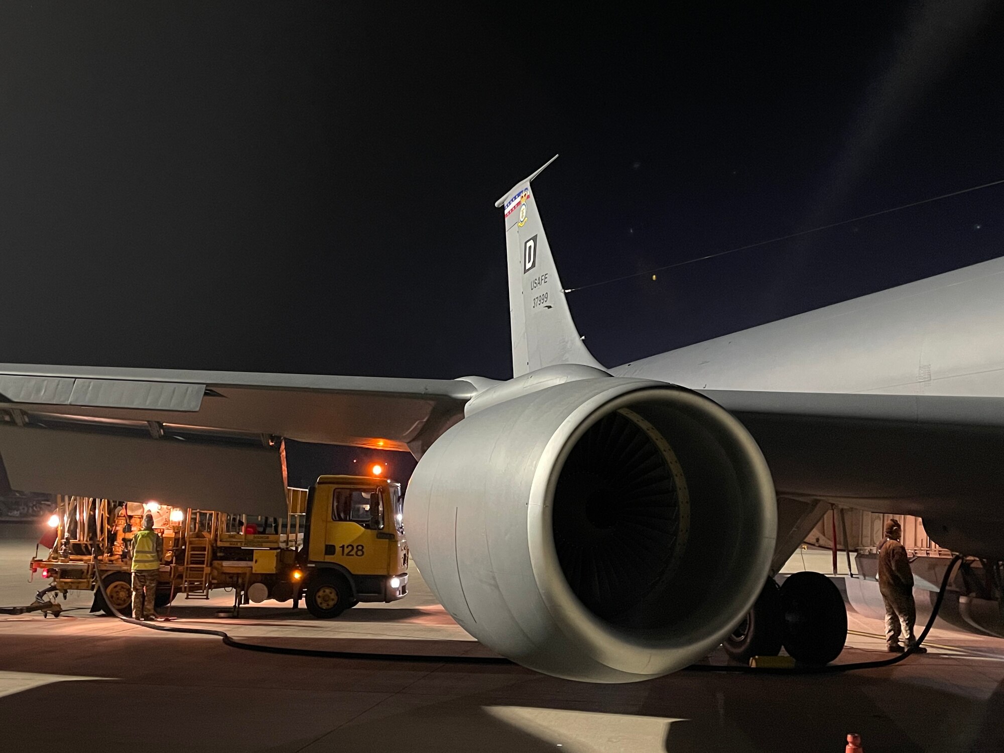 A U.S. Air Force KC-135 Stratotanker aircraft assigned to the 100th Air Refueling Wing, Royal Air Force Mildenhall, England, sits on the flightline during exercise Castle Forge at RAF Brize Norton, England, Nov. 2, 2021. Exercising elements of Agile Combat Employment enables U.S. forces in Europe to operate from locations with varying levels of capacity and support, ensuring Airmen and aircrews are postured to deliver lethal combat power across the spectrum of military operations. In addition to F-15 Eagle aircraft operations in the Black Sea Region, Castle Forge encompasses the USAFE-wide ACE capstone event. Castle Forge’s components will better enable forces to quickly disperse and continue to deliver air power from locations with varying levels of capacity and support, ensuring Airmen are always ready to respond to potential threats. (U.S. Air Force photo by Senior Airman Joseph Barron)