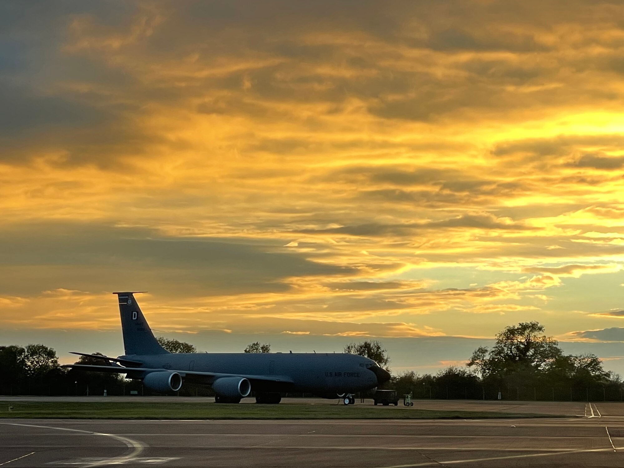 A U.S. Air Force KC-135 Stratotanker aircraft assigned to the 100th Air Refueling Wing, Royal Air Force Mildenhall, England, sits on the flightline during exercise Castle Forge at RAF Fairford, England, Nov. 3, 2021. Exercising elements of Agile Combat Employment enables U.S. forces in Europe to operate from locations with varying levels of capacity and support, ensuring Airmen and aircrews are postured to deliver lethal combat power across the spectrum of military operations. In addition to F-15 Eagle aircraft operations in the Black Sea Region, Castle Forge encompasses the USAFE-wide ACE capstone event. Castle Forge’s components will better enable forces to quickly disperse and continue to deliver air power from locations with varying levels of capacity and support, ensuring Airmen are always ready to respond to potential threats. (U.S. Air Force photo by Senior Airman Joseph Barron)