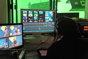 Students in the Antelope Valley, California, participating in virtual STEM presentations were able to ask questions and discuss aerospace topics to Edwards Air Force Base subject-matter-experts via a livestream broadcast from Edwards AFB, Oct 18. (Air Force photo by Carol Otero)