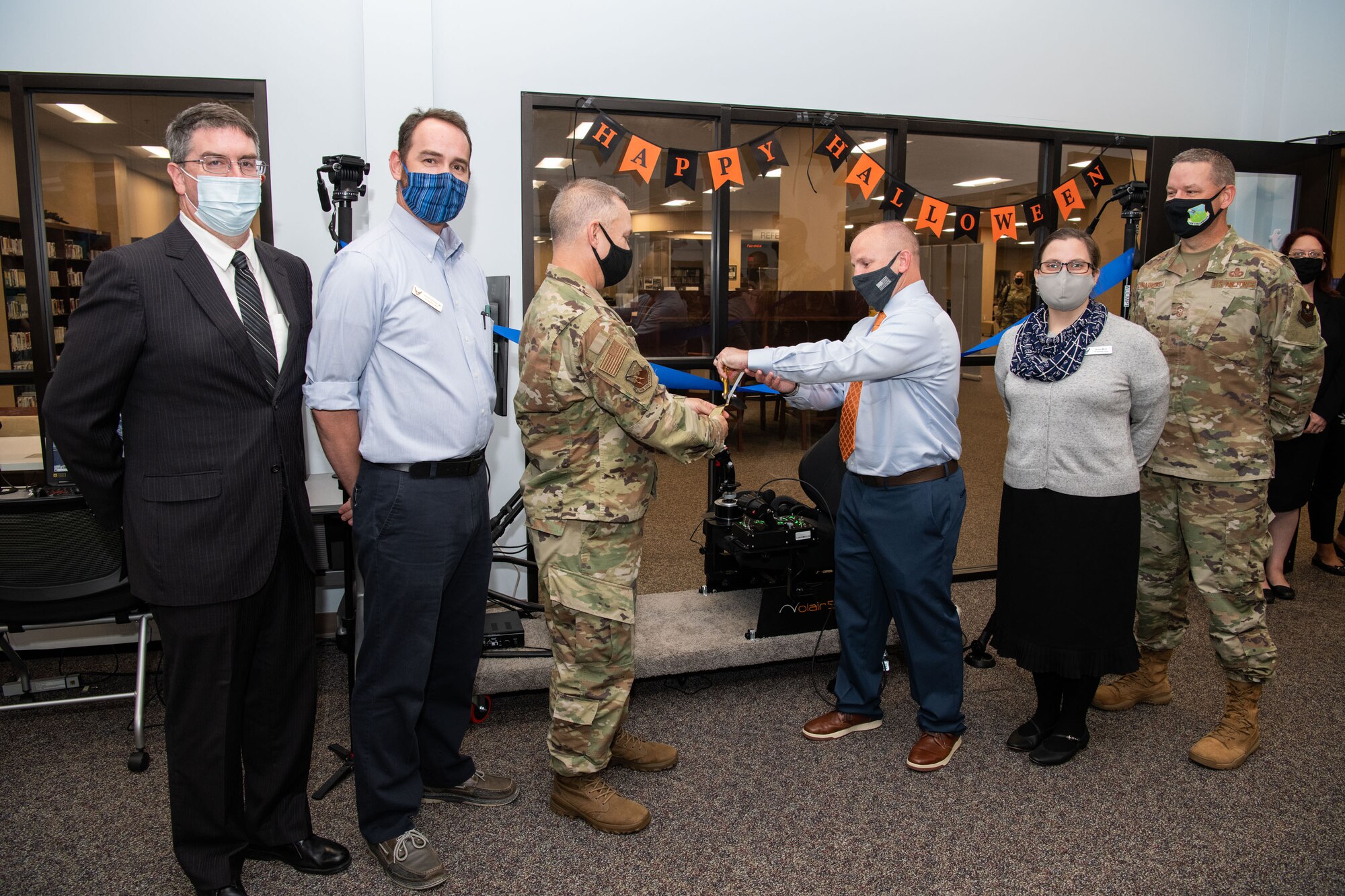 Maxwell AFB, Ala. - Air University Library and Immersive Learning and Simulation Research Task Force host a ribbon cutting for the new Pilot Training NEXT simulator October 28th 2021 in the Library’s Innovation Lab. (U.S. Air Force photo by William Birchfield)