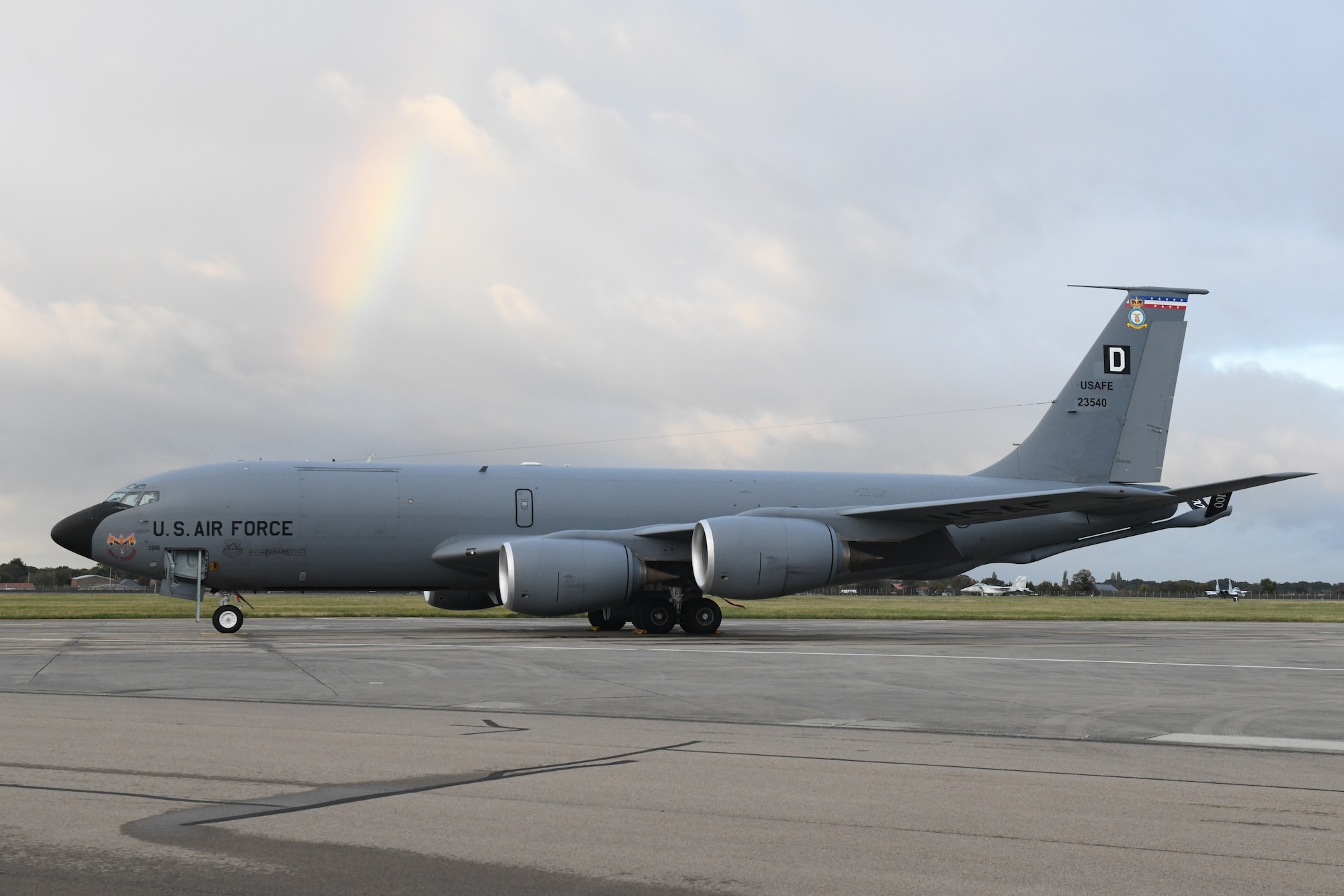 A KC-135 Stratotanker aircraft assigned to the 100th Air Refueling Wing sits on the flightline during a readiness exercise at Royal Air Force Mildenhall, England, Nov. 4, 2021. The aircraft mishap was part of a readiness exercise that allowed emergency service personnel to practice how they would respond in a real life incident. (U.S. Air Force photo by Tech. Sgt. Anthony Hetlage)