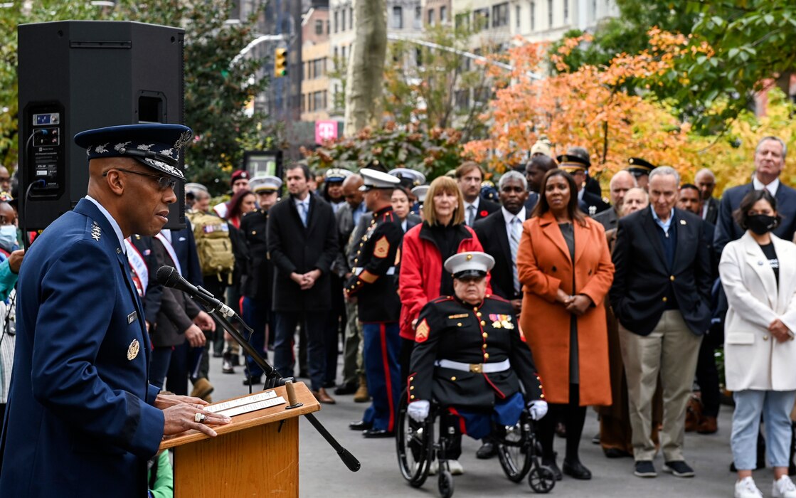 CSAF speaks at NYC Veterans Day ceremony.