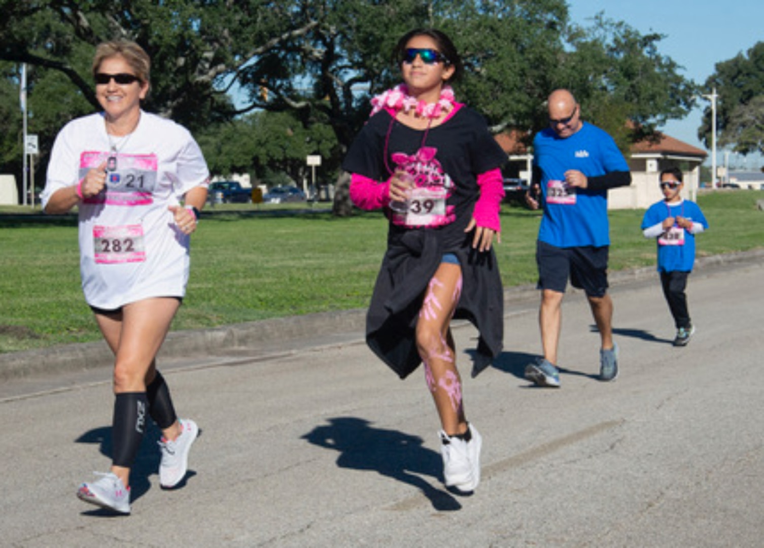 Breast Cancer Awareness 5K participant details her struggles against cancer