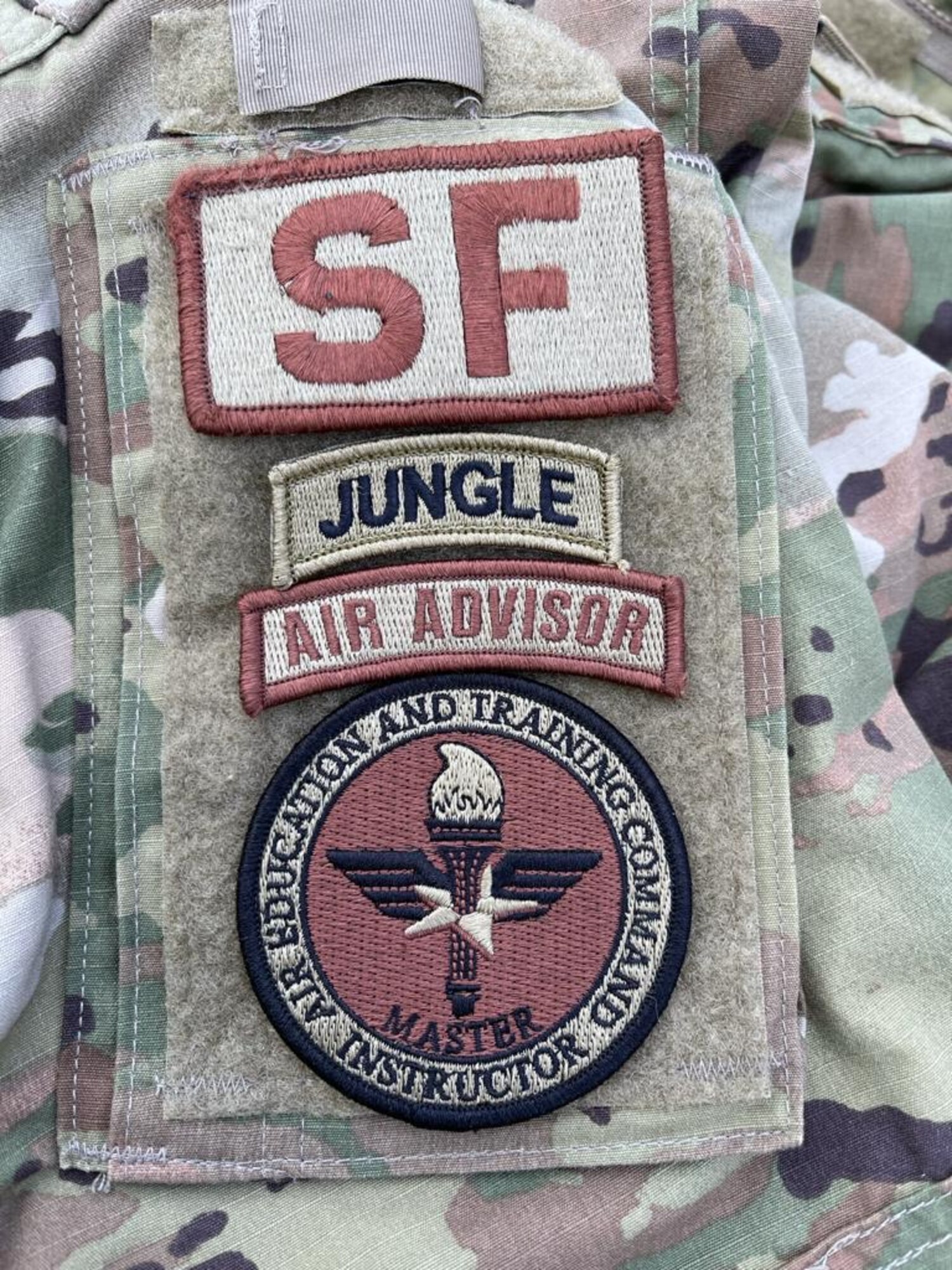 Jungle patch on uniform sleeve