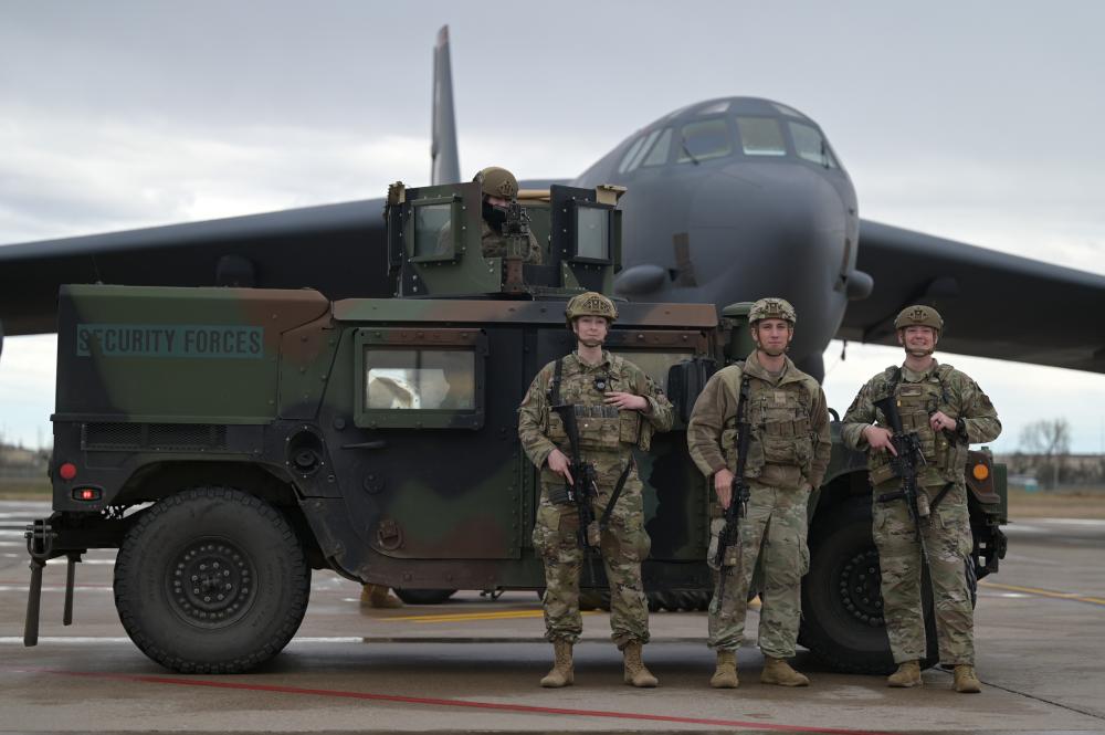 Team Minot Concludes Exercise Global Thunder 22