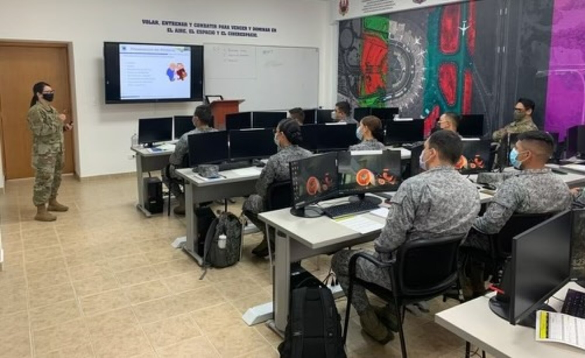 Students in Colombian classroom