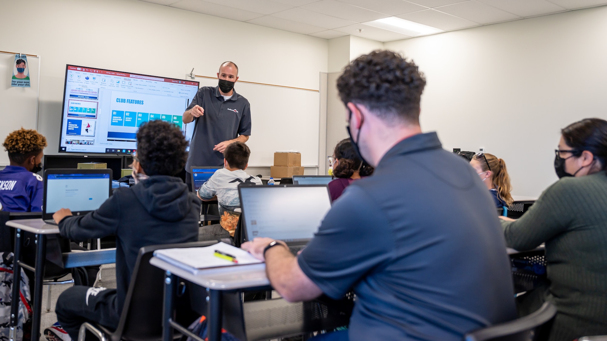 Shane Oliva, Anchored4Life instructor, gives out final tips for Irving L. Branch Elementary School's first group of team leaders at Edwards Air Force Base, California, Nov. 17. (Air Force photo by Giancarlo Casem)