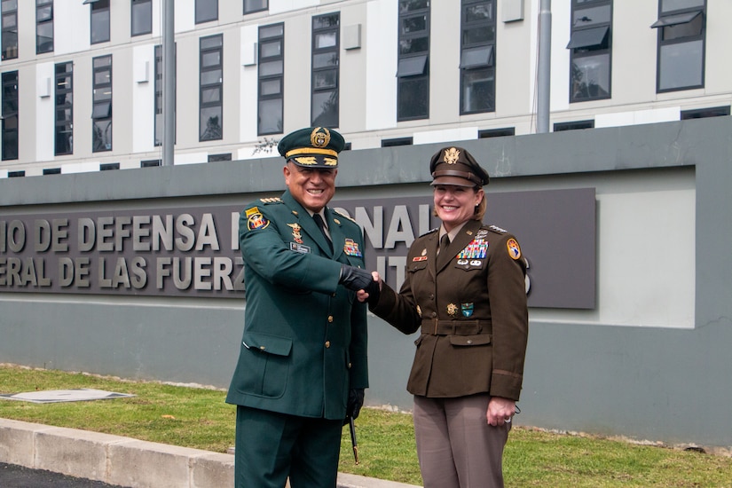 U.S. Army Gen. Laura Richardson, commander of U.S. Southern Command, meets with Colombian Chief of Defense Maj. Gen. Luis Navarro Jiménez and other senior military commanders to discuss regional security issues and continued cooperation.
