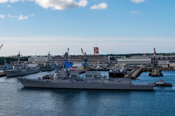 The future USS Daniel Inouye (DDG 118) arrives at Joint Base Pearl Harbor-Hickam.