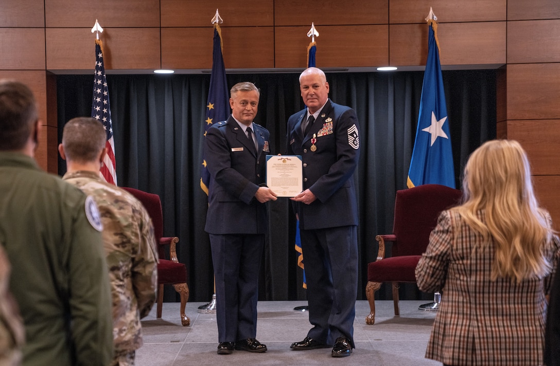 Pratt assumes command chief responsibilities for 176th Wing