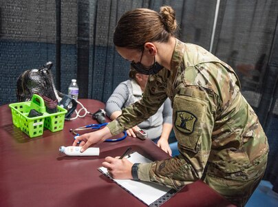 Idaho National Guard medical and dental Citizen-Soldiers and Citizen-Airmen teamed with Nez Perce health care personnel as part of a broader effort to recover from the summer’s surge of COVID-19 cases plaguing northern Idaho.