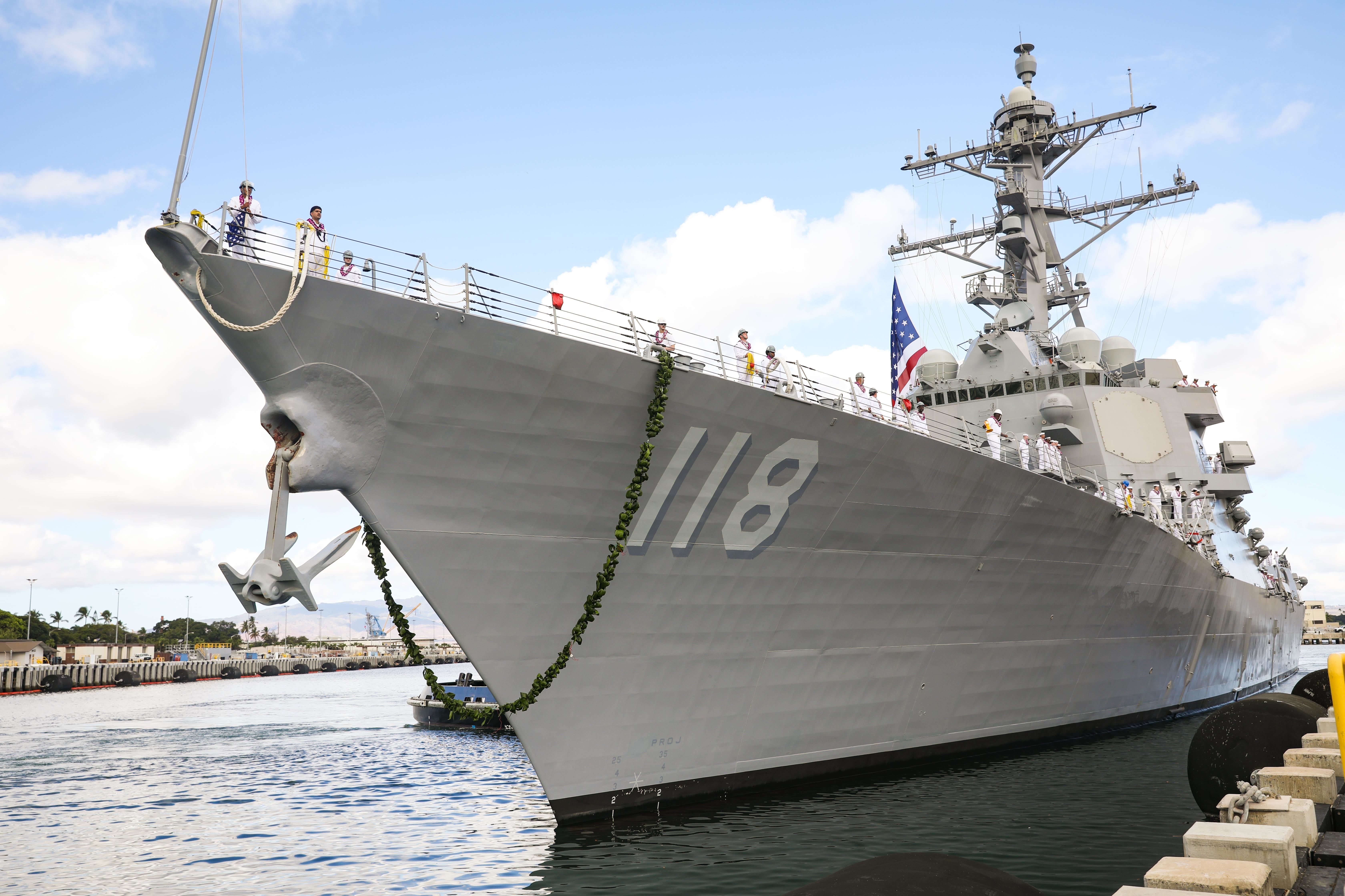 USS DANIEL INOUYE DDG 118 帽子 s-l400.jpg