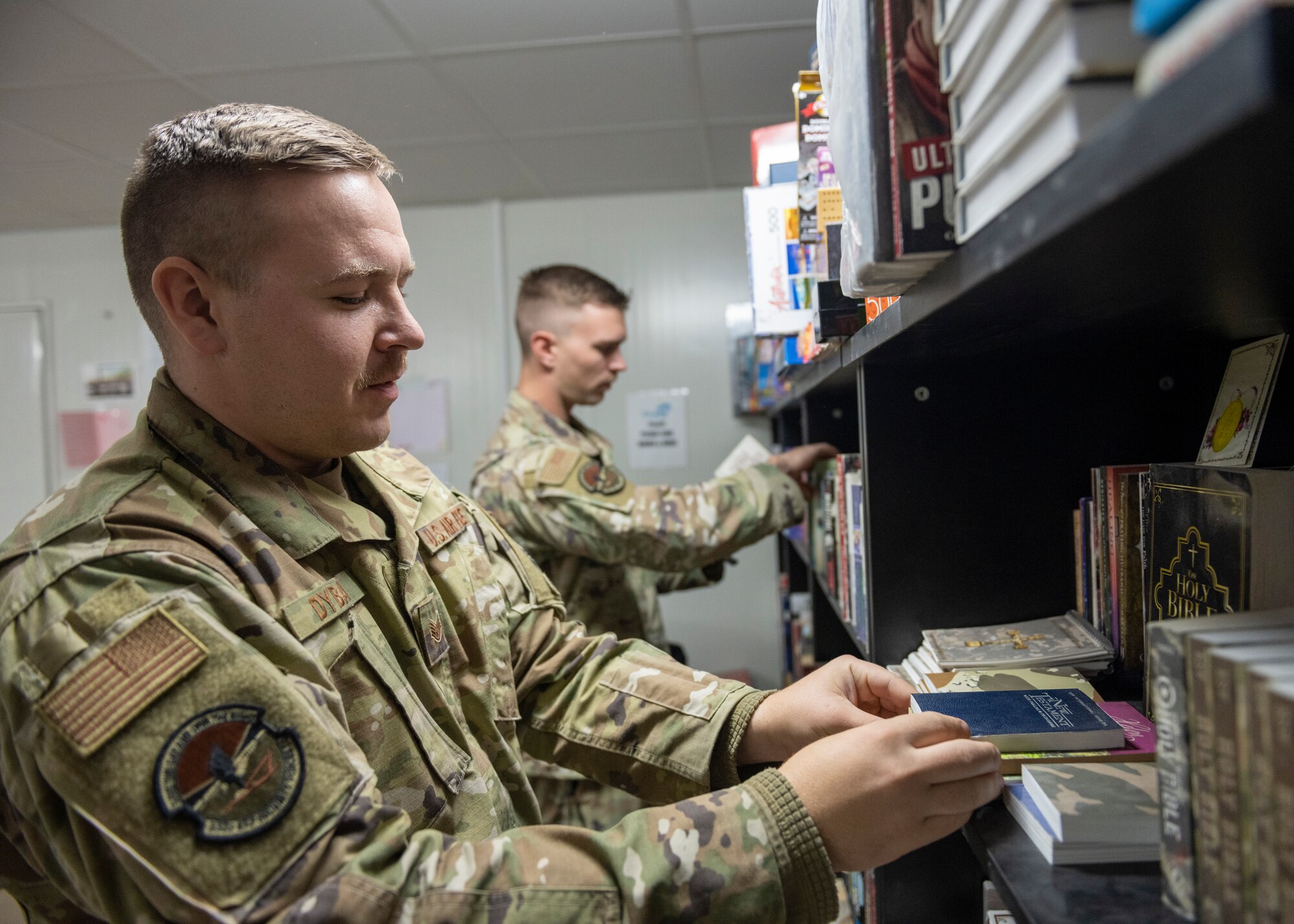 Airmen stock bookshelves
