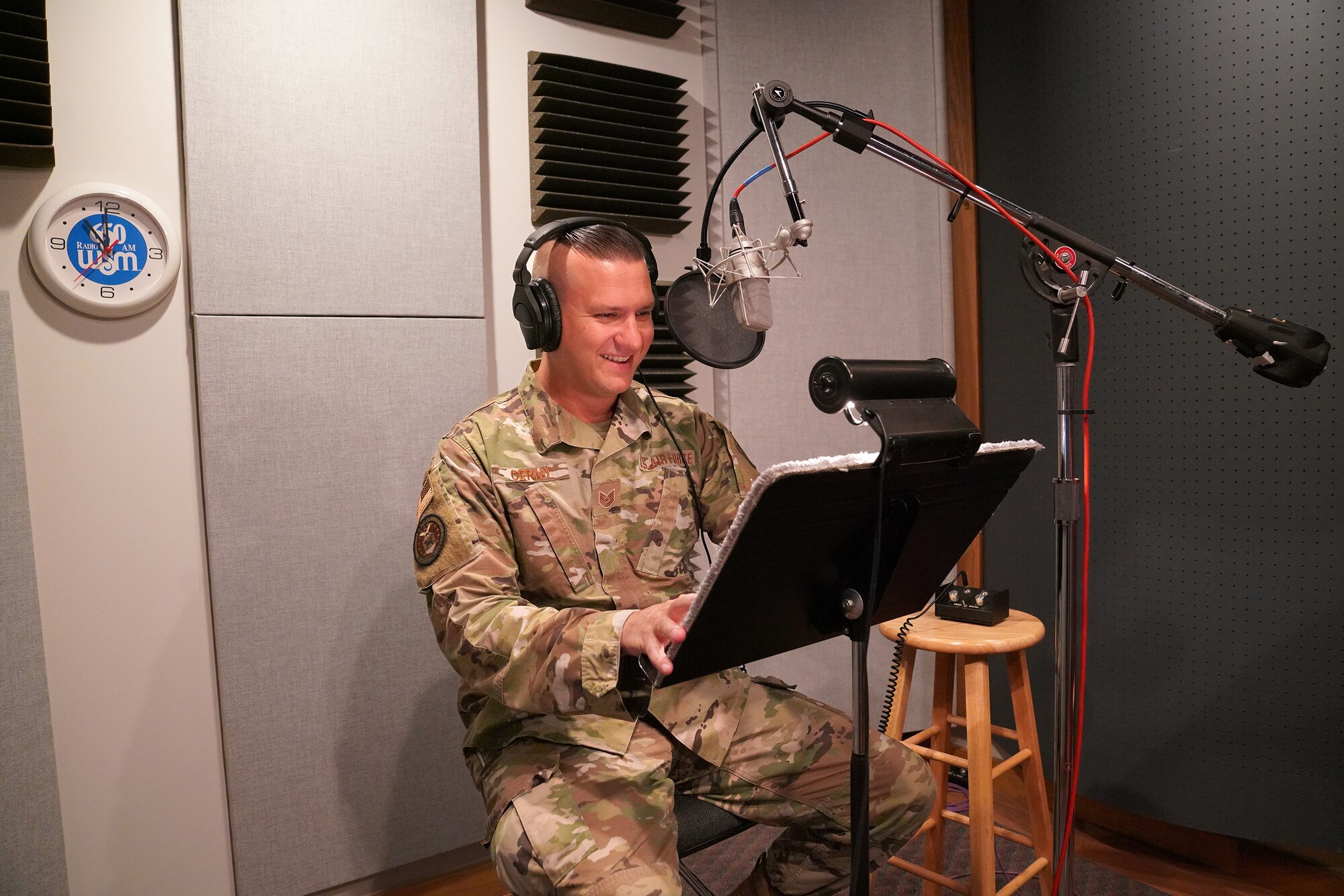 Air Force Tech. Sgt. Greg Cerny prepares to record a virtual interview from Nashville with Kelly Clarkson in Los Angeles for the 2021 “Red, White and Air Force Blue Christmas” radio special.