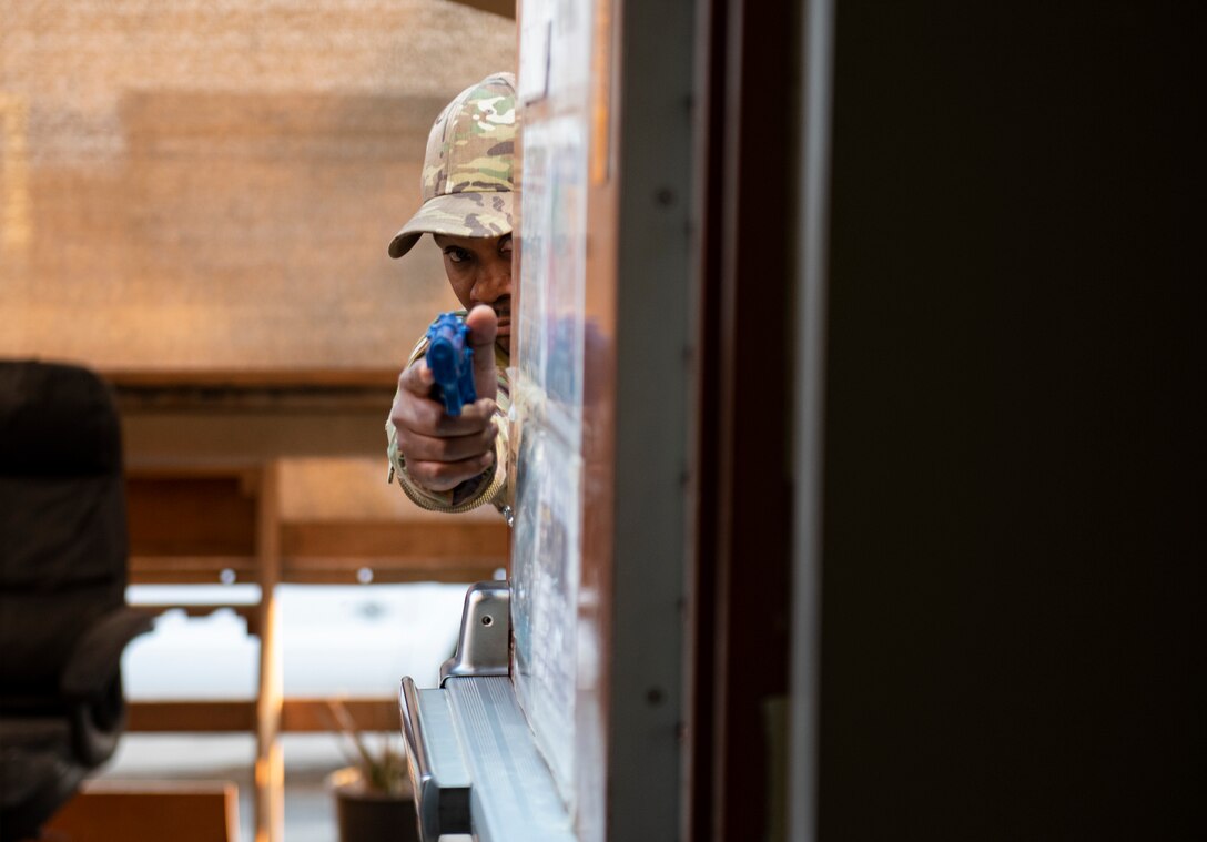 386th Expeditionary Security Forces Squadron Airman conduct active shooter training
