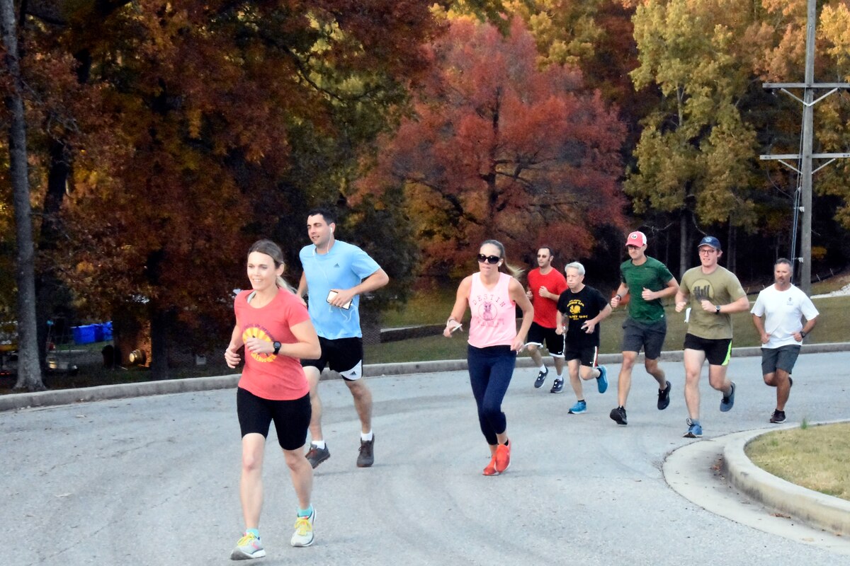 AEDC Turkey Trot draws dozens for preholiday jaunt > Arnold Air Force