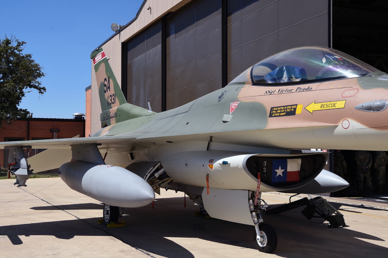 149th Fighter Wing F-16 paint scheme commemorates anniversary > Joint ...