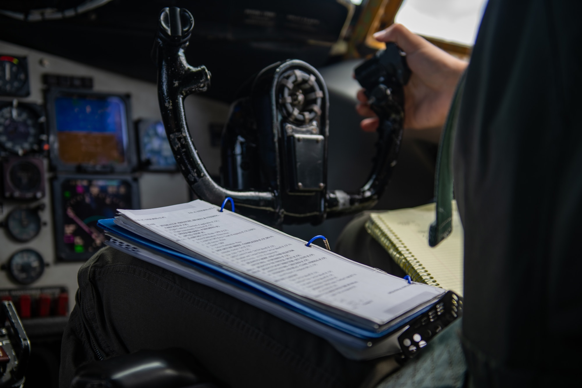 909th ARS refuels fighters in air