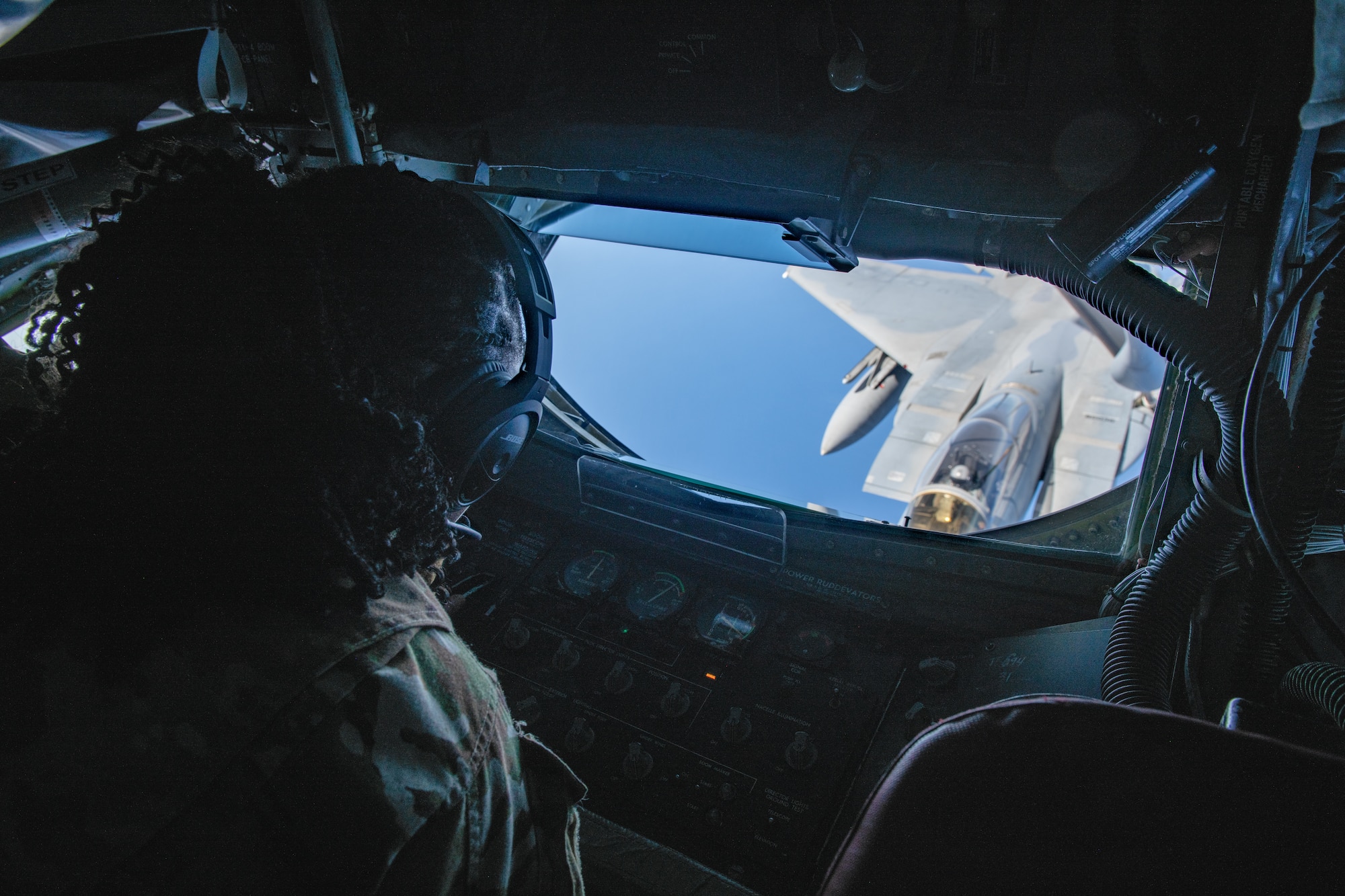 909th ARS refuels fighters in air