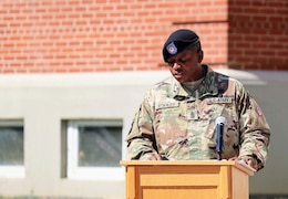 1st Sgt. Antwan Stanley, outgoing first sergeant, Headquarters and Headquarters Company, Special Troops Battalion, 1st Theater Sustainment Command, delivers his departure speech during the company's change of responsibility ceremony at Fort Knox, Kentucky, Oct 1., 2021. The ceremony symbolized the transfer of responsibility from the outgoing first sergeant to the incoming first sergeant.