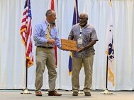 Larry Bowden of Naval Sea Systems Command’s Surface Ship Maintenance, Modernization and Sustainment (NAVSEA 21) directorate, recently received the 2021 Hileman Award during MegaRust 2021.