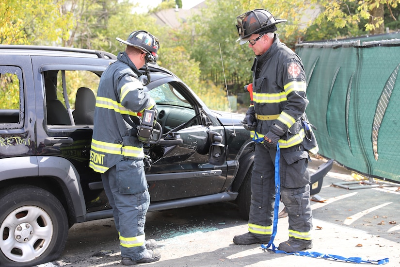 416th Theater Engineer Command joins local fire department open house