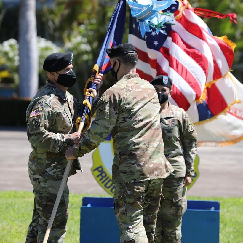 Col. Mark W. Siekman assumes command of 9th MSC