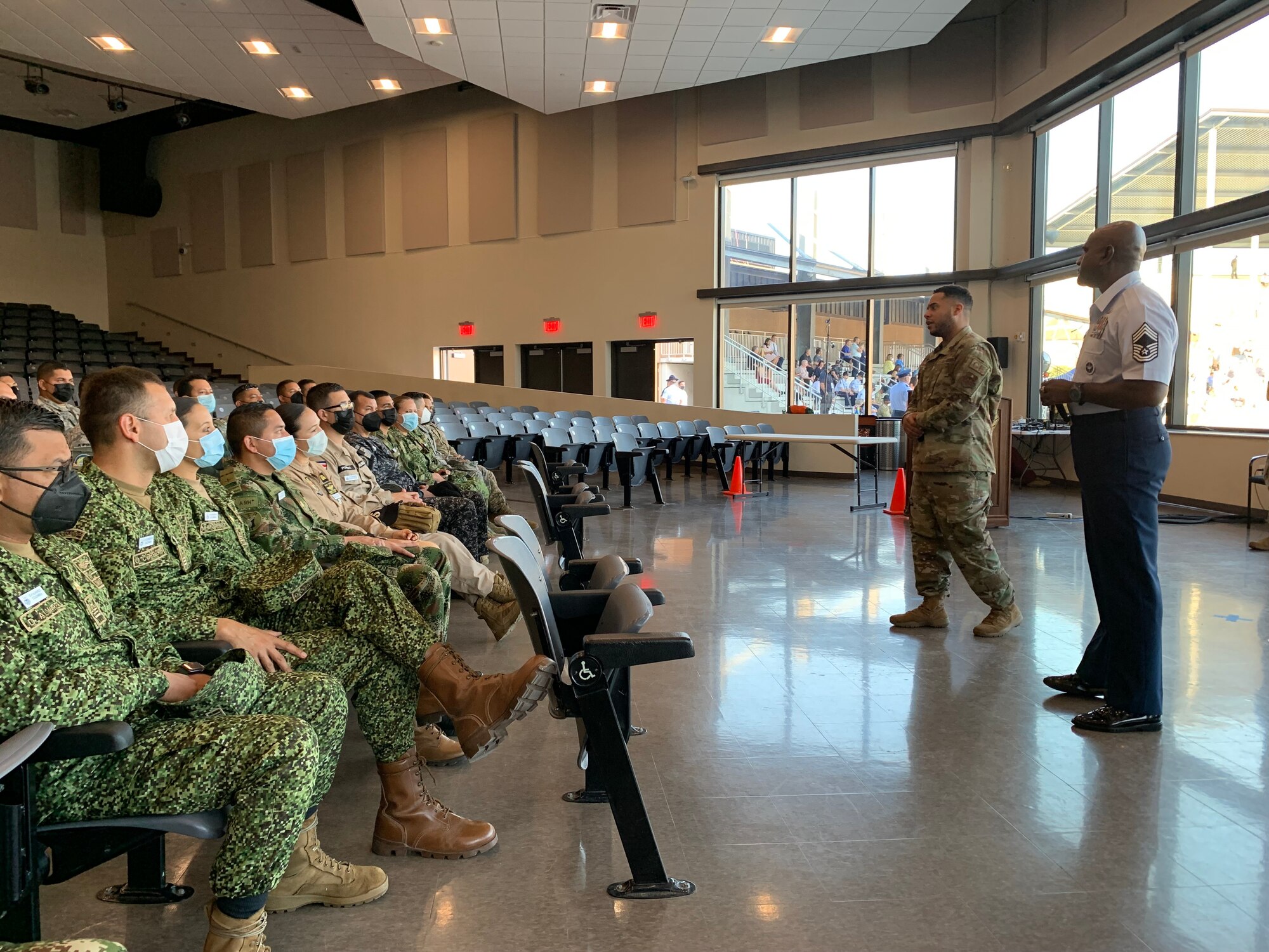 CMSgt Gaitan speaks to international students.