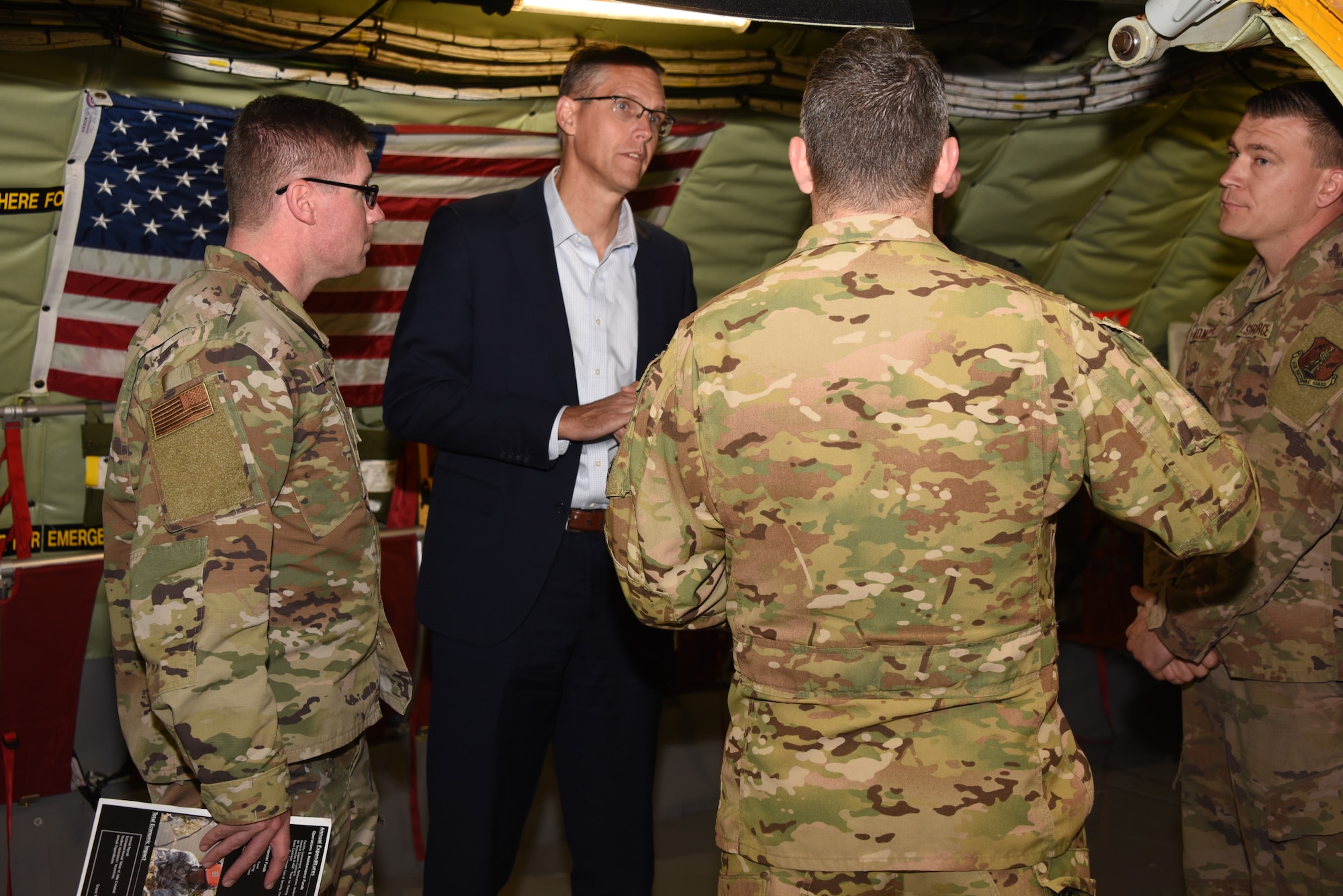 Representative Randy Feenstra visits 185th ARW