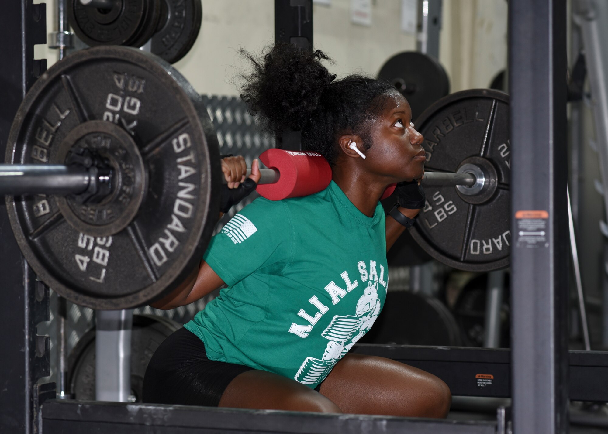 Airman 1st Class Jessica Briggs, 386th Expeditionary Force Support Squadron recreational apprentice, balances her work life with fitness at Ali Al Salem Air Base, Kuwait Oct. 14, 2021. Briggs is deployed from Eglin Air Force Base, FL. (U.S. Air Force photo by Staff Sgt. Ryan Brooks)