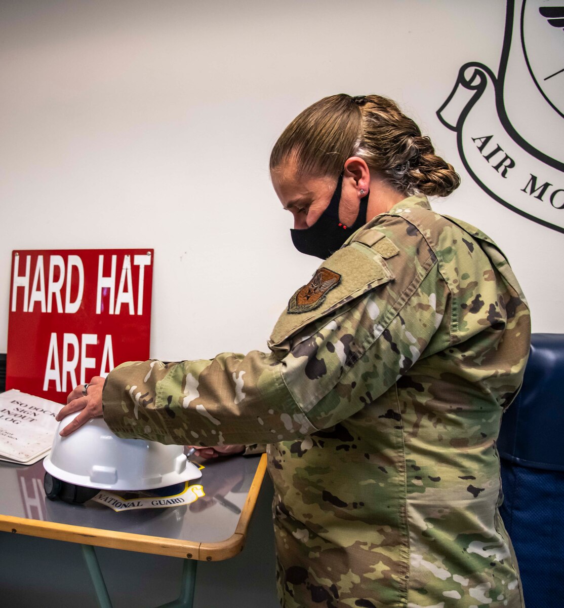 AF director of logistics visits Team Dover Airmen > Dover Air Force Base >  News