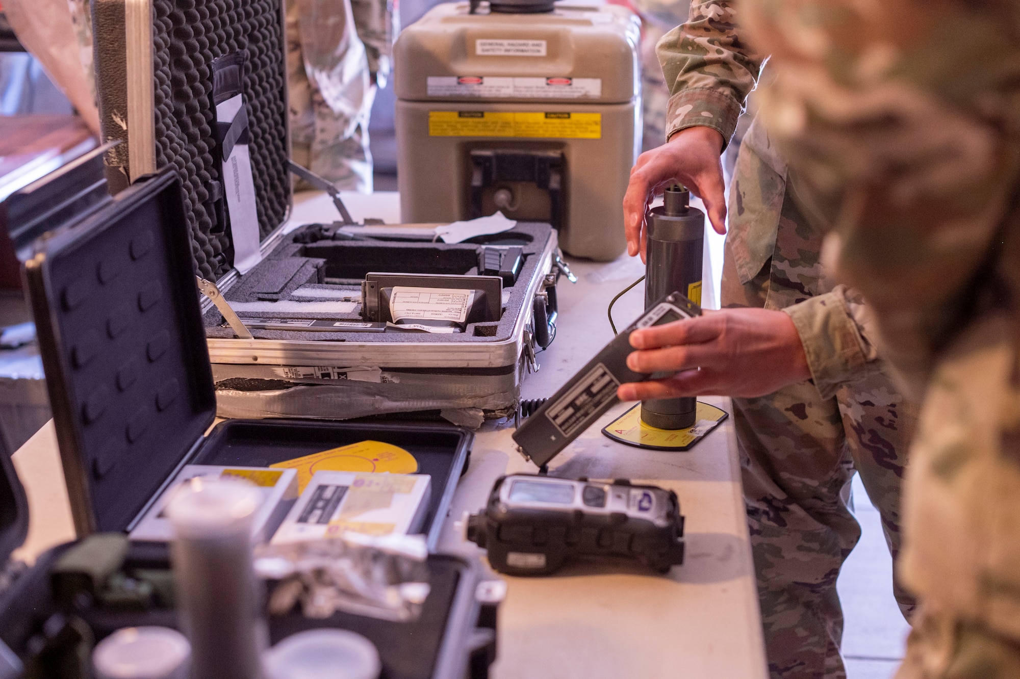Chief meets 332nd ECES and ECS Airmen