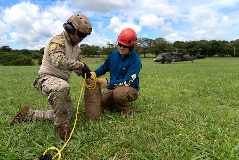 Joint Task Force Bravo’s 1st Battalion, 228th Aviation Regiment works with the Defense POW/MIA Accounting Agency (DPAA) and Panamanian National Aeronaval Service (SENAN) to conduct casualty evacuation training in Santiago, Panama, Oct. 11, 2021.
