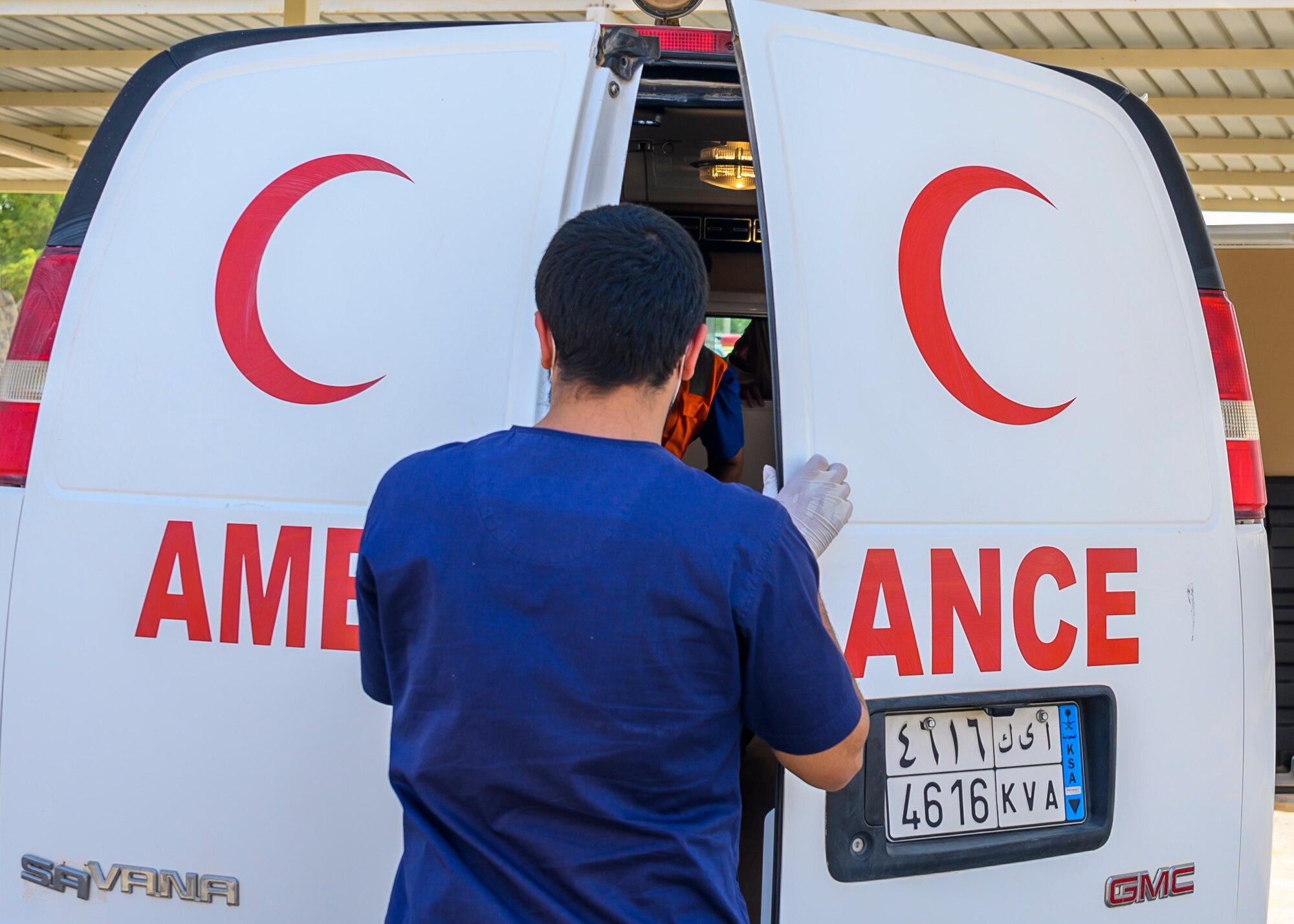 Royal Saudi Air Force medical personnel participate in an emergency response bilateral exercise with the U.S. Air Force 378th Expeditionary Civil Engineer Squadronfire department, Prince Sultan Air Base, Kingdom of Saudi Arabia, Sept. 6, 2021. The exercise was integral to maintaining a working relationship between RSAF and USAF first responders and ensuring seamless integration in case of future emergencies at PSAB. (U.S Air Force photo by Senior Airman Samuel Earick)