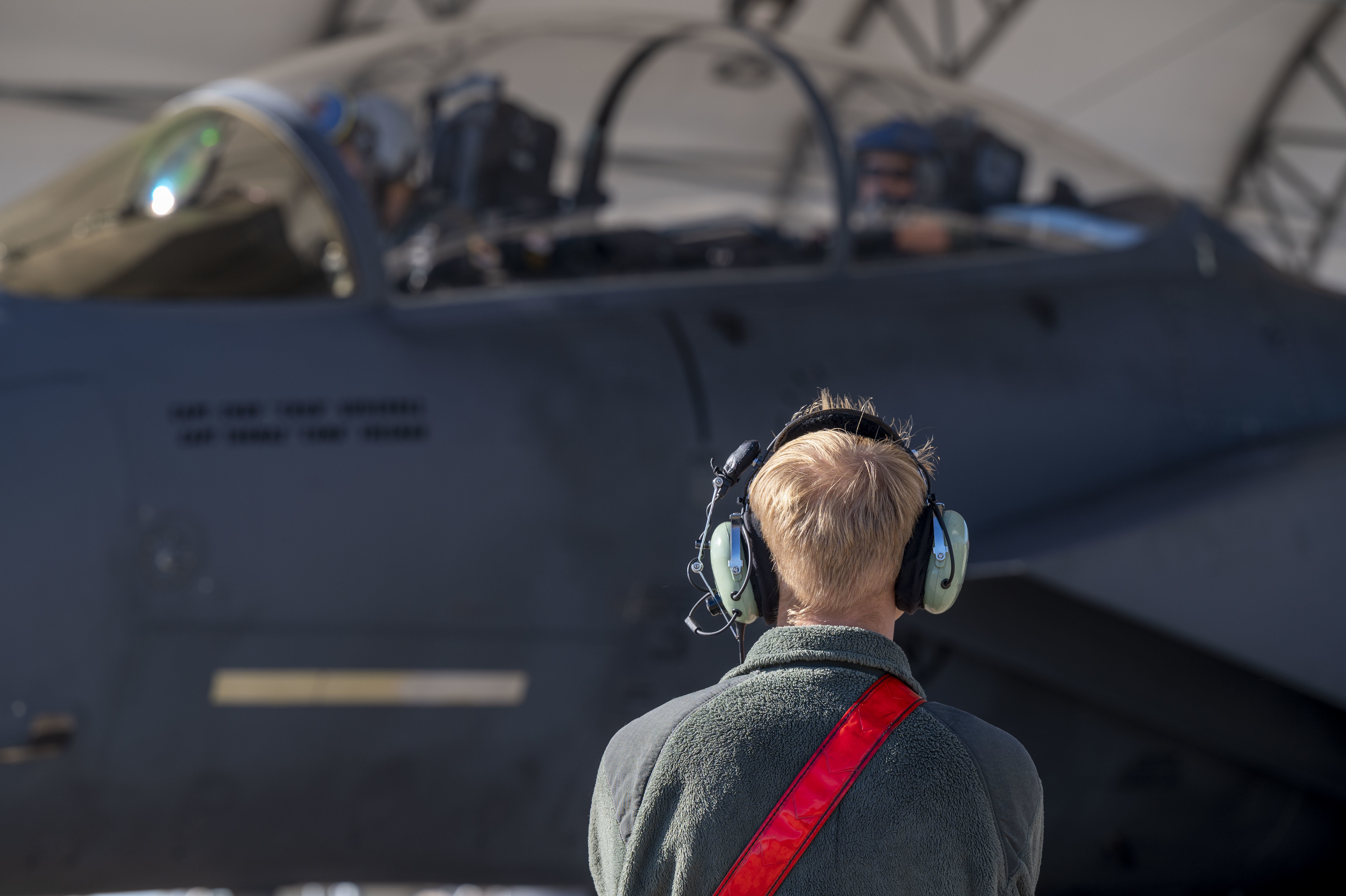 Father and son reunite at SJAFB > Seymour Johnson Air