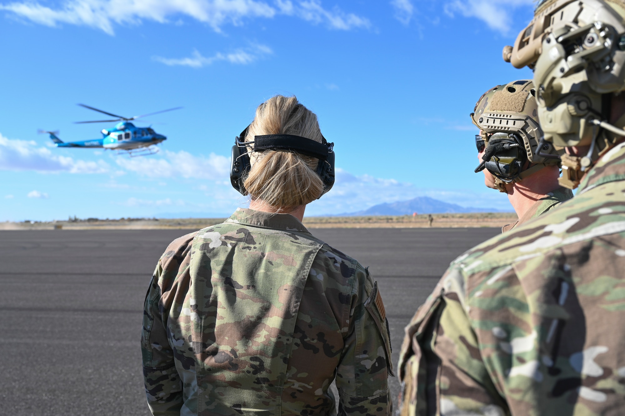 2nd AF commander visits KAFB unit.