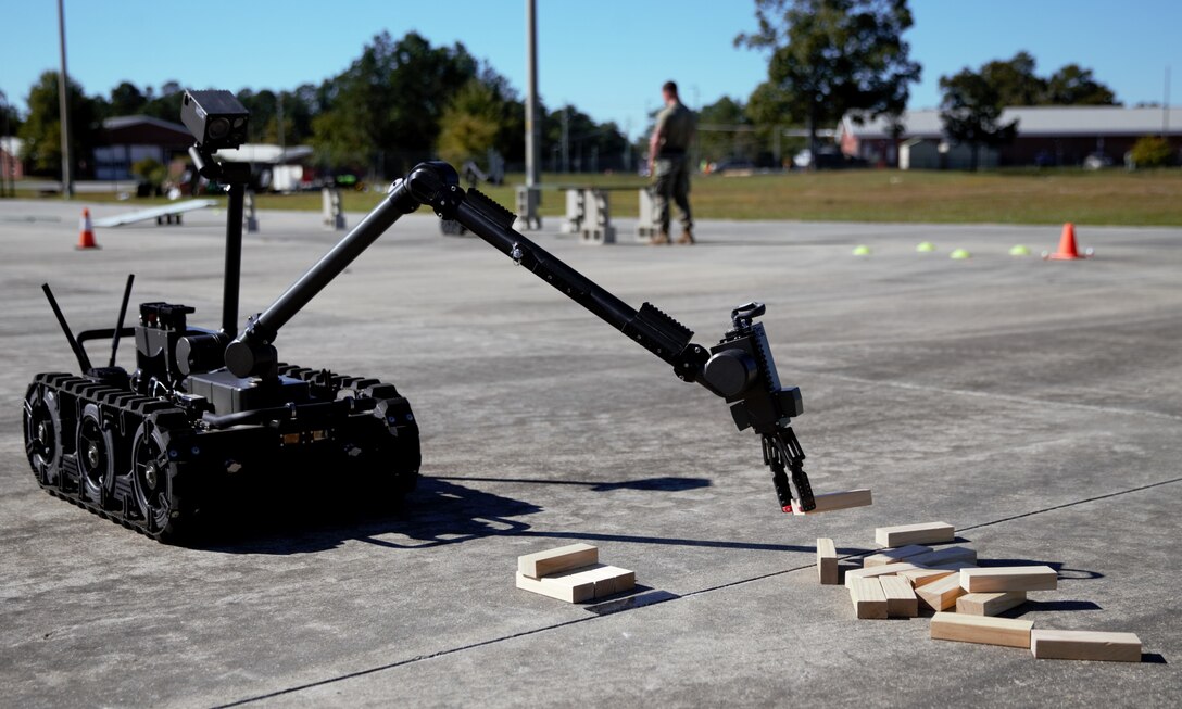 U.S. Marines with EOD Company, 8th Engineer Support Battalion, operate the Man Transportable Robotic System during the East Coast EOD Team of the Year Competition on Camp Lejeune, North Carolina, Oct. 22, 2021. 8th Engineer Support Battalion hosted the competition to evaluate and assess technical expertise around the joint EOD community.
