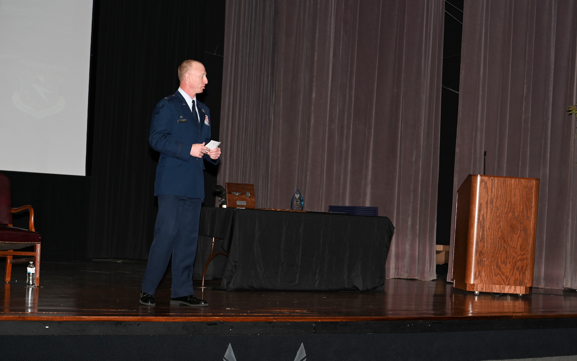 U.S. Air Force Col. Seth Graham, 14th Flying Training Wing commander, speaks to Specialized Undergraduate Pilot Training Class 22-01 at their graduation ceremony on Oct. 22, 2021, at Columbus Air Force Base, Miss. Five officers were awarded their silver wings at the ceremony and gained the title of “Air Force Pilot”. (U.S Air Force photo by Airman 1st Class Jessica Haynie)