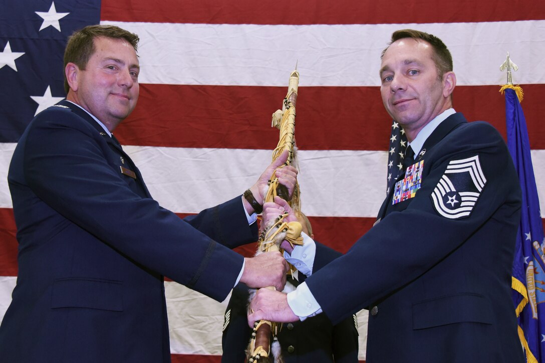 Ron Lorenzen becomes 185th Command Chief