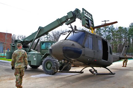 Virginia Soldiers truck UH-1 from Pickett to new headquarters site
