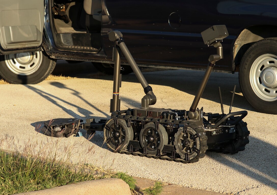 Dyess hosts AFGSC EOD competition