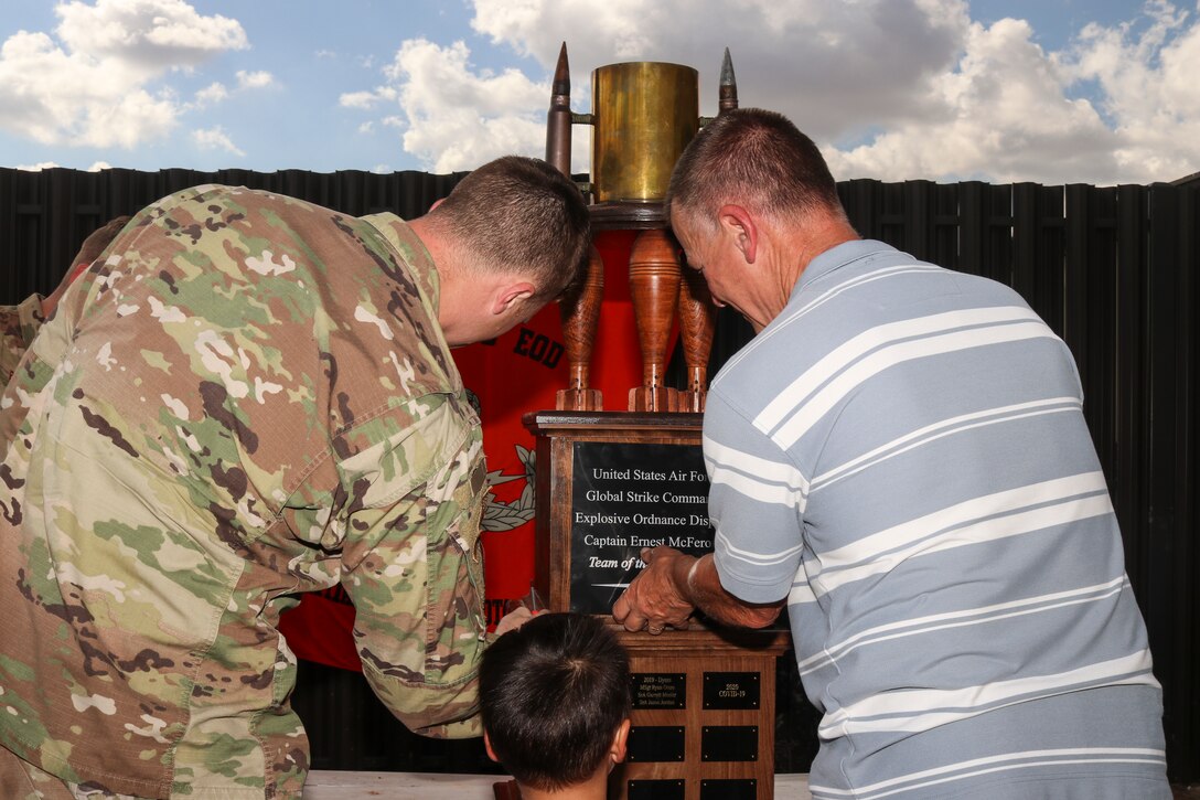 AFGSC EOD “Team of the Year,” Ernest McFeron Trophy Awarded to F.E. Warren