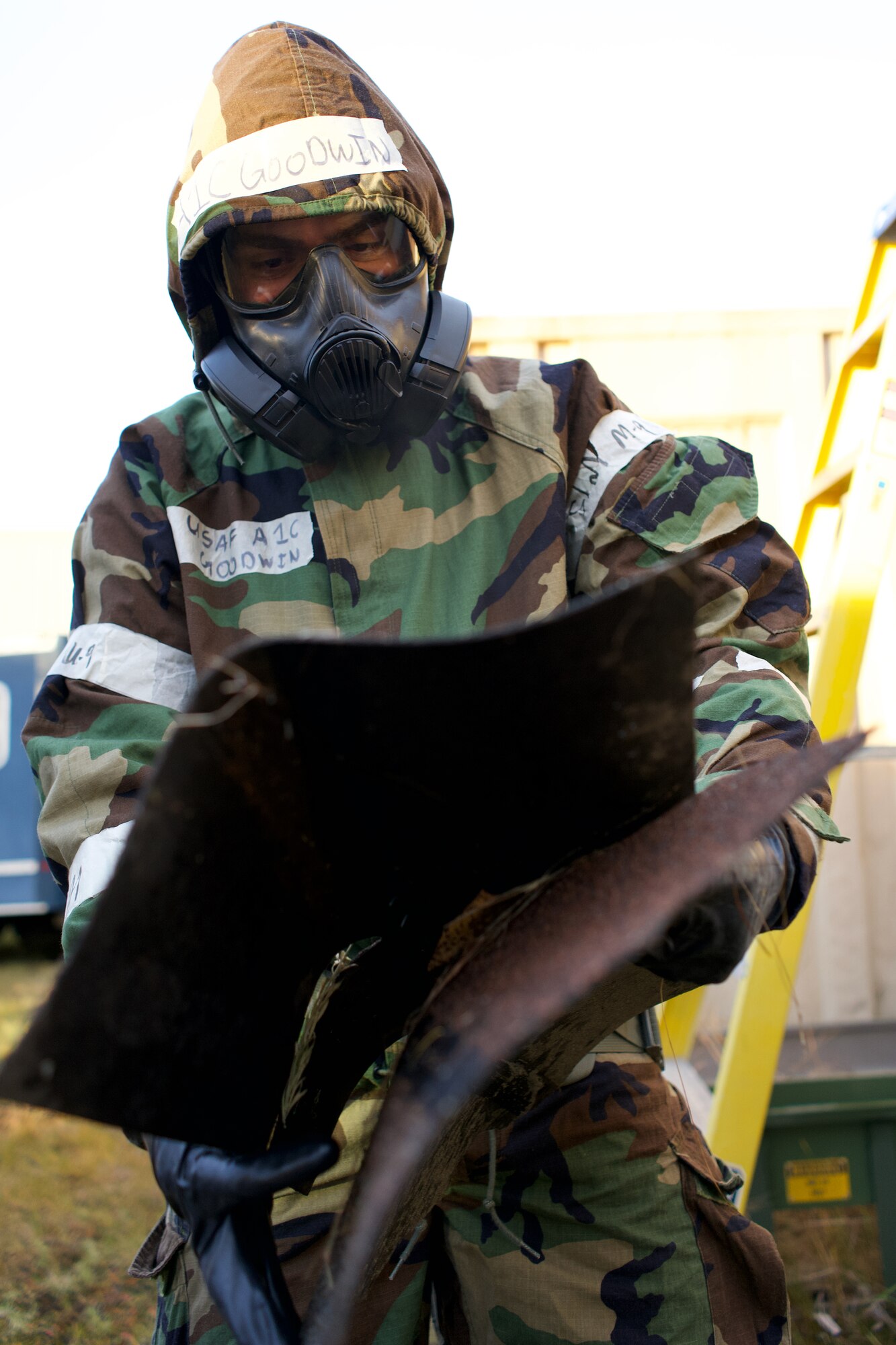 Arctic Guardian civil engineers train for chemical-protective operations